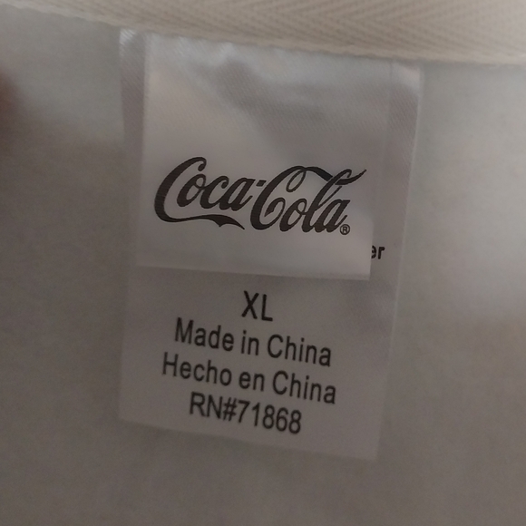 Coca-Cola Vintage Graphic Inspired Crop Long Sleeve Sweatshirt NWOT - Picture 3 of 6